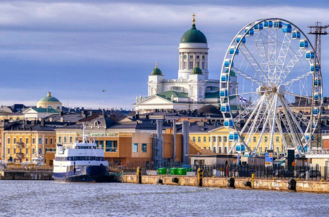 உலகிலேயே அதிகளவு மகிழ்ச்சியாக மக்கள் வாழும் நாடு எது தெரியுமா ….?