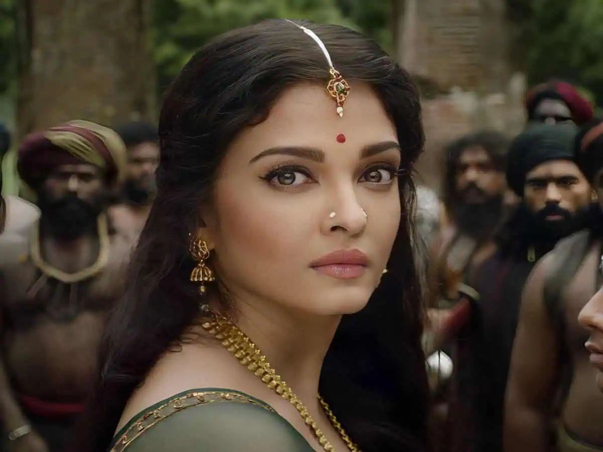 15 வயதில் குழந்தை பெற்ற உலக அழகி ஐஸ்வர்யா ராய்?