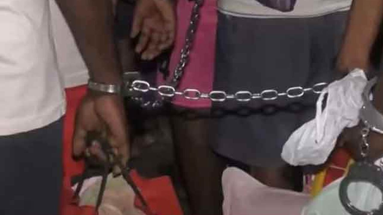 மிருகமாக நடத்தக் கூடாது ;சிறை அதிகாரிகளுக்கு கடும் எச்சரிக்கை