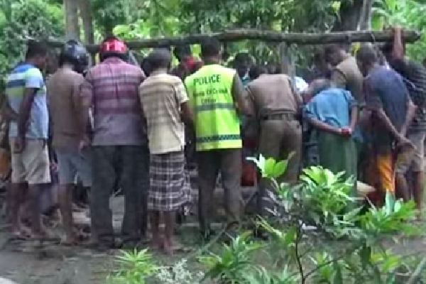 வீடொன்றிலிருந்து அழுகிய நிலையில் சடலம்