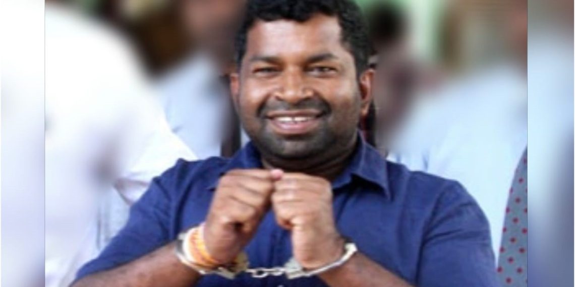 பிள்ளையான் குழுவைச் சேர்ந்த முக்கிய இருவர் மடக்கிப்பிடிப்பு