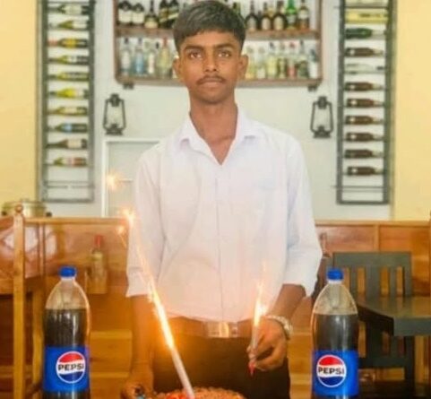 யாழில் மின் தூக்கியில் உயிரிழந்த டிலக்க்ஷன்