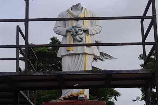 தந்தை செல்வாவின் சிலை உடைப்பு