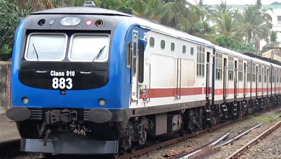 கொழும்பில் இருந்து சென்ற புகையிரதம் மோதி யாழில் ஒருவர் உயிரிழப்பு