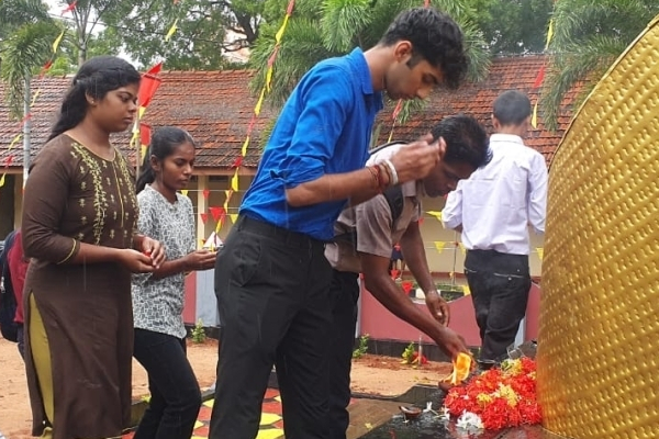யாழ். பல்கலையில் மாவீரர்களுக்கு அஞ்சலி