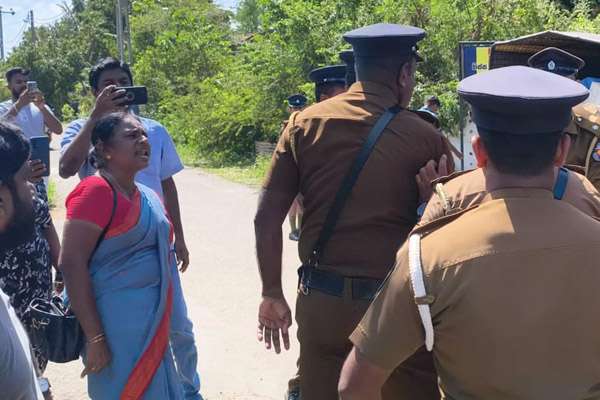 யாழ் தையிட்டியில் பதற்றம்